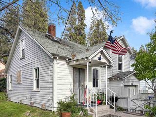 377 Oregon St, Weed, CA 96094