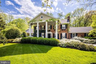 404 Chesapeake Dr, Great Falls, VA 22066