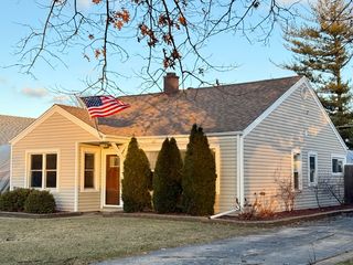 9213 S  51st Ave, Oak Lawn, IL 60453