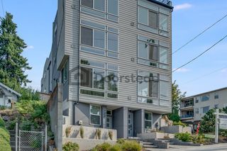 722 N  36th St, Seattle, WA 98103