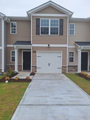 3305 Alibird Ln, Carthage, NC 28327