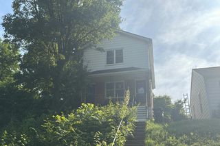 6816 Gracely Dr, Cincinnati, OH 45233