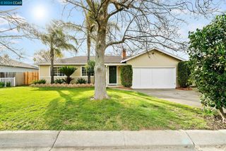 1367 Maria Ave, Concord, CA 94518