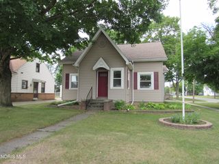 163 E  Hull St, Edgerton, OH 43517