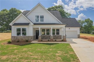 169 River View Dr, Carnesville, GA 30521