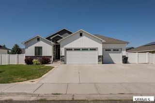 1102 Diamond Dr, Ammon, ID 83406