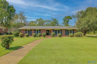 2001 Murphree Rd SE, Decatur, AL 35601