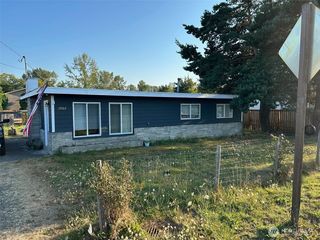 3902 E College Way, Mount Vernon, WA 98273