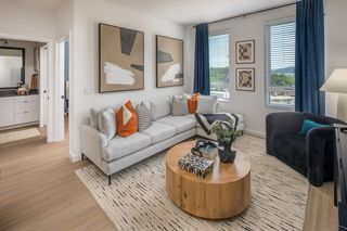 3850 S  Bond Ave #611, Portland, OR 97239