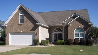 100 Worcester Ln, Easley, SC 29642
