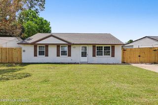 15509 Orleans Dr, Biloxi, MS 39532