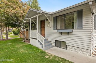 207 N  21st Ave, Yakima, WA 98902