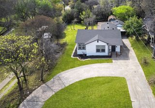 4805 Black Oak Ln, Fort Worth, TX 76114
