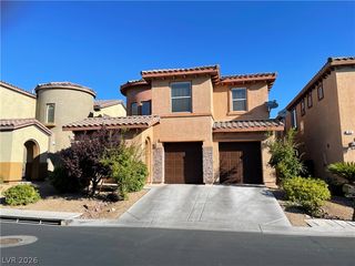 92 Honors Course Dr, Las Vegas, NV 89148