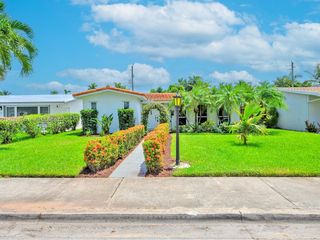 1144 Johnson St, Hollywood, FL 33019