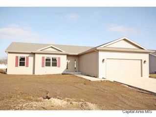 409 Glen St, Chatham, IL 62629