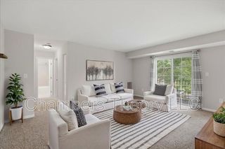 1521 Colonial Dr #304, Woodbridge, VA 22192
