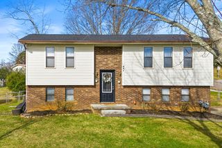 631 E  4th North St, Morristown, TN 37814