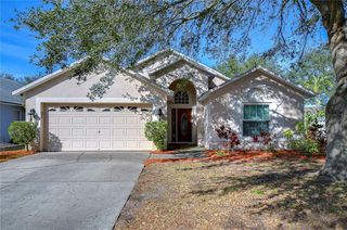 7136 Colony Pointe Dr, Riverview, FL 33578