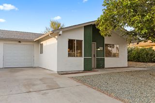 1992 W  Oakland Ave, Hemet, CA 92545