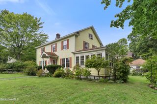 75 Pomeroy Ave, Pittsfield, MA 01201