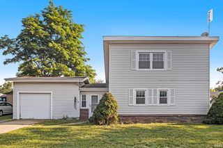 922 Oxford St, Elkhart, IN 46516