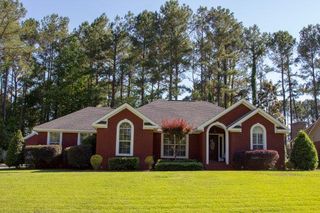 110 Taybridge Ln, Dothan, AL 36305
