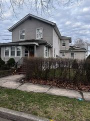 535 Lowe Ave #1, Ridgefield, NJ 07657