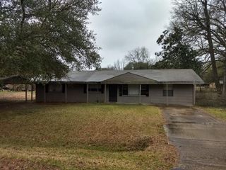 305 Holly Ridge Dr, Monroe, LA 71203
