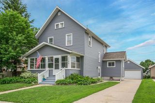 1109 B Ave, Vinton, IA 52349