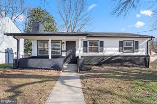 422 Waverly Ave, Baltimore, MD 21225