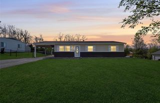 239 Ramsey Ln, Ballwin, MO 63021