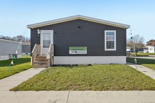 1218 Park Dr, Mount Pleasant, MI 48858