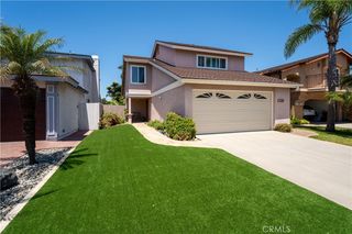 1106 Ridgecrest Cir, Costa Mesa, CA 92627