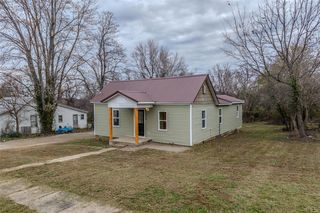 218 Warren St, Richland, MO 65556
