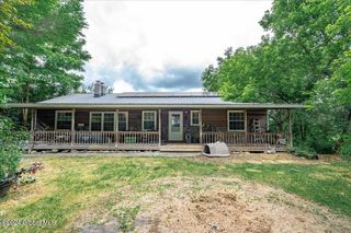 863 Blodgett Hill Road, Ravena, NY 12143
