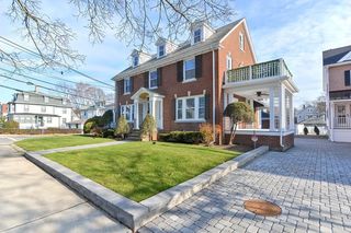 109 Forest St, Medford, MA 02155