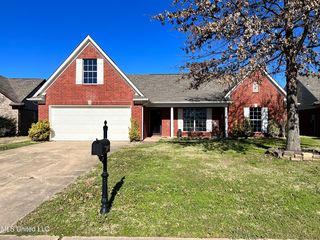 2544 Russum Dr, Southaven, MS 38672