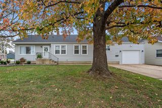 1402 W  Saint Louis St, Pacific, MO 63069