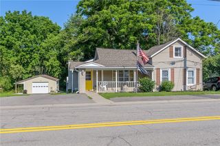 3977 W  Walworth Rd, Macedon, NY 14502