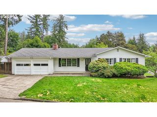 4242 SW Admiral St, Portland, OR 97221