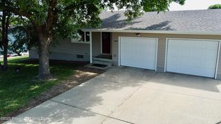 744 4th Ave E, Dickinson, ND 58601