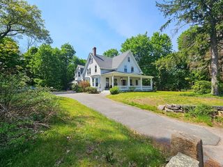144 East St, Sharon, MA 02067