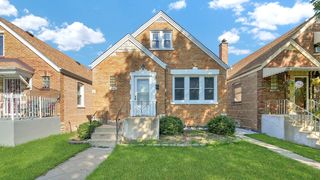 3734 W  69th Pl, Chicago, IL 60629