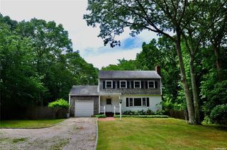 136 Copeces Lane, East Hampton, NY 11937