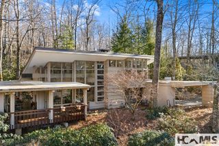 4 Woodland Lane, Highlands, NC 28741