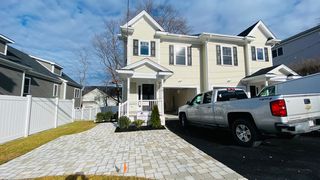 211 West St, Needham, MA 02494