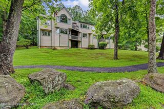 324 Hollow Rd, East Stroudsburg, PA 18302