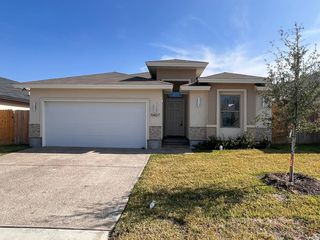 5407 Crucero Dr, Laredo, TX 78046