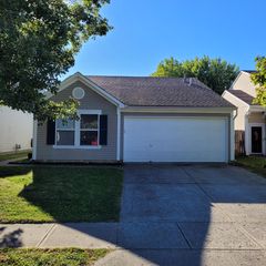 4488 Connaught East Dr, Plainfield, IN 46168